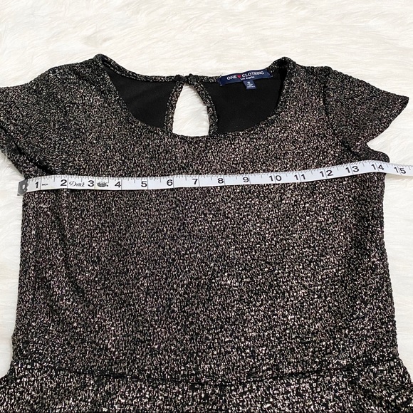 ONE CLOTHING Gold Glittery Romper - Picture 5 of 8